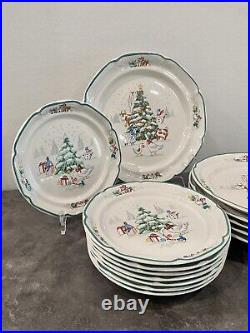 14 Pc Vintage COUNTRY CHRISTMAS International Dinner Salad Plates Dinnerware