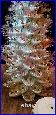 1976 HUGE 32 Atlantic Mold White Ceramic Lighted Fiber Optic Christmas Tree