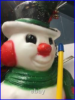 31 FROSTY SNOWMAN blow mold Christmas decoration colorful/colored lights