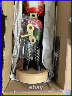 32-571 Christian Ulbricht Christmas Nutcracker Toy soldier with key NEW IN BOX