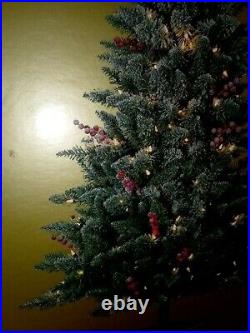 4.5 FT X 33 in Berry and Flocked Spruce Christmas Tree 440 Tips 200 UL Lights