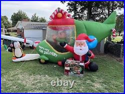 Airblown inflatable Santa & Elf Helicopter Christmas Airblown 18.5 Ft (READ)