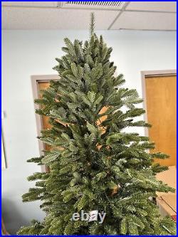 Balsam Hill 7.5 Foot Tree with Candlelight LED RETURN Bottom NOT Lighting $1299