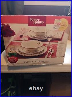 Better Homes And Garden 12 Piece Dinnerware Set Holiday Limited Edition 2010