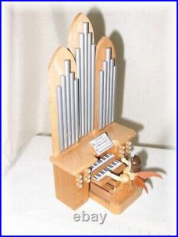 Blank Engel an der Orgel Natur Kurzrockengel