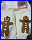 Cupcakes_Cashmere_Crochet_Gingerbread_Christmas_Tree_Skirt_4_Stockings_01_yw