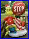 Gemmy_6ft_Grinch_with_Santa_Stop_Here_Sign_Christmas_Inflatable_Blow_Up_Grinch_01_eca