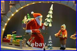 Großer Schwibbogen Weihnachtsmann mit Kindern hand-geschnitzt farbig Erzgebirge