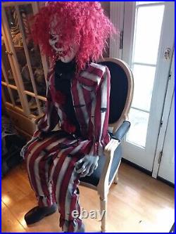 Halloween Animatronic Sitting Startle Clown One Of A Kind Clown Prop