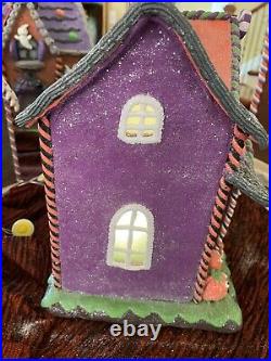 Halloween Gingerbread House Light Up Haunted House Witch in Chimney 12 Tall NEW