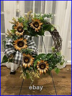 Handmade Grapevine Wreath 18 wreath