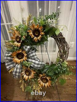 Handmade Grapevine Wreath 18 wreath