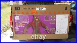 Home Accents Grave/Bones Giant Size Aninamated 9.5 Feet Werewolf WithLCD Eyes NEW