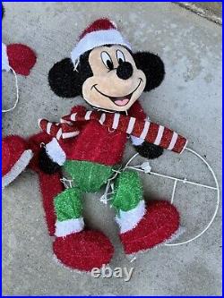 Mickey & Minnie Lighted Tinsel Yard Sculpture Lowe's Excl Disney Magic Holiday