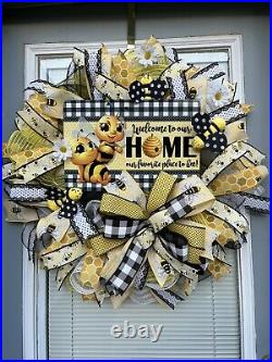Modern Rustic Chic Spring Welcome Bumble Bee Wreath