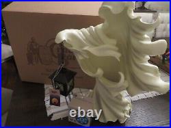NEW Halloween Cracker Barrel Resin Ghost with Lantern 18 With extra light