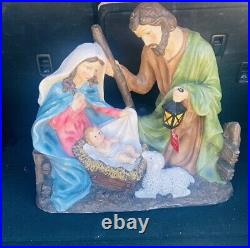 Nativity Scene Christmas Religious Holy Family Molded Plastic Large 22x21x9 NWT