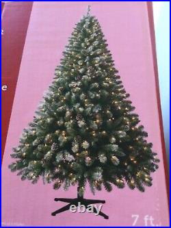 New 7Ft Pre Lit Columbia Spruce Lifelike Frosted Finish Christmas Tree Pinecones