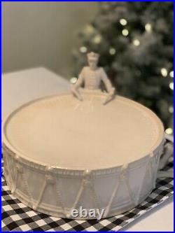 Pottery Barn 12 Days Of Christmas Drummer Boy Cake Pie Stand New WithTag Retired
