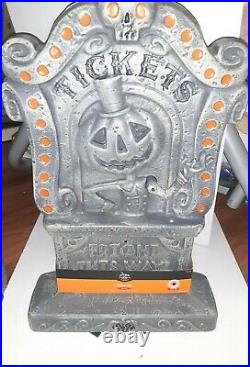 RARE Hyde & Eek Boutique Animated Ticket Window Tombstone Motion Activated NEW