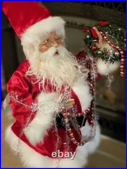 RAZ NIB 26 SANTA with Wreath Tinsel Bead Garland Christmas Figure Display Prop