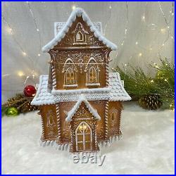 Raz 14 WHITE ICING SCROLLWORK Led LIGHTED GINGERBREAD Victorian HOUSE New