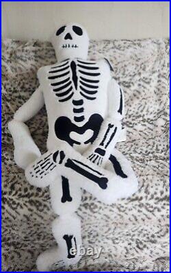 STOREHOUSE Mr Bones Skeleton Halloween 5Ft Full Body Pillow VVHTF