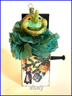 Silver Willow Orginial Hand Made Folk Art Green Halloween Man Bobble Head