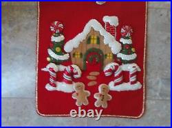Vintage 3- D HANDMADE Felt Sequins Christmas Gingerbread Table Runner 40x14