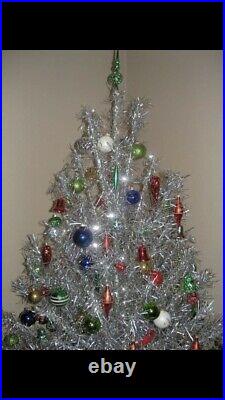 Vintage Aluminum Christmas Tree Unbranded @ 6 Tall 92 Branches Over100 Included