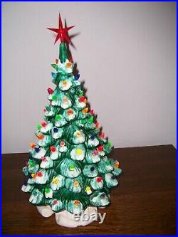 Vntg 18 Ceramic Holland Mold Christmas Tree 90+ lights Green wSnow Red Star
