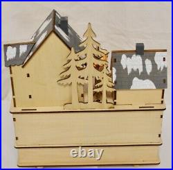 Weihnachtshaus (Christmas House) HGD Wood & Glass Design / Music Box /Germany
