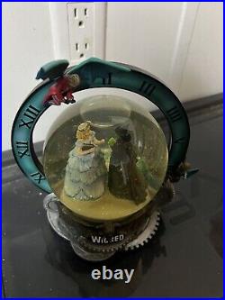 Wicked The Musical For Good Snow Globe Glitter Globe Araca Exclusives 2003